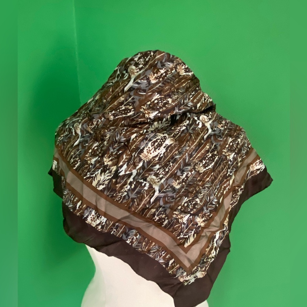 Vintage Perry Ellis Brown leaf autumn Patterned silk scarf